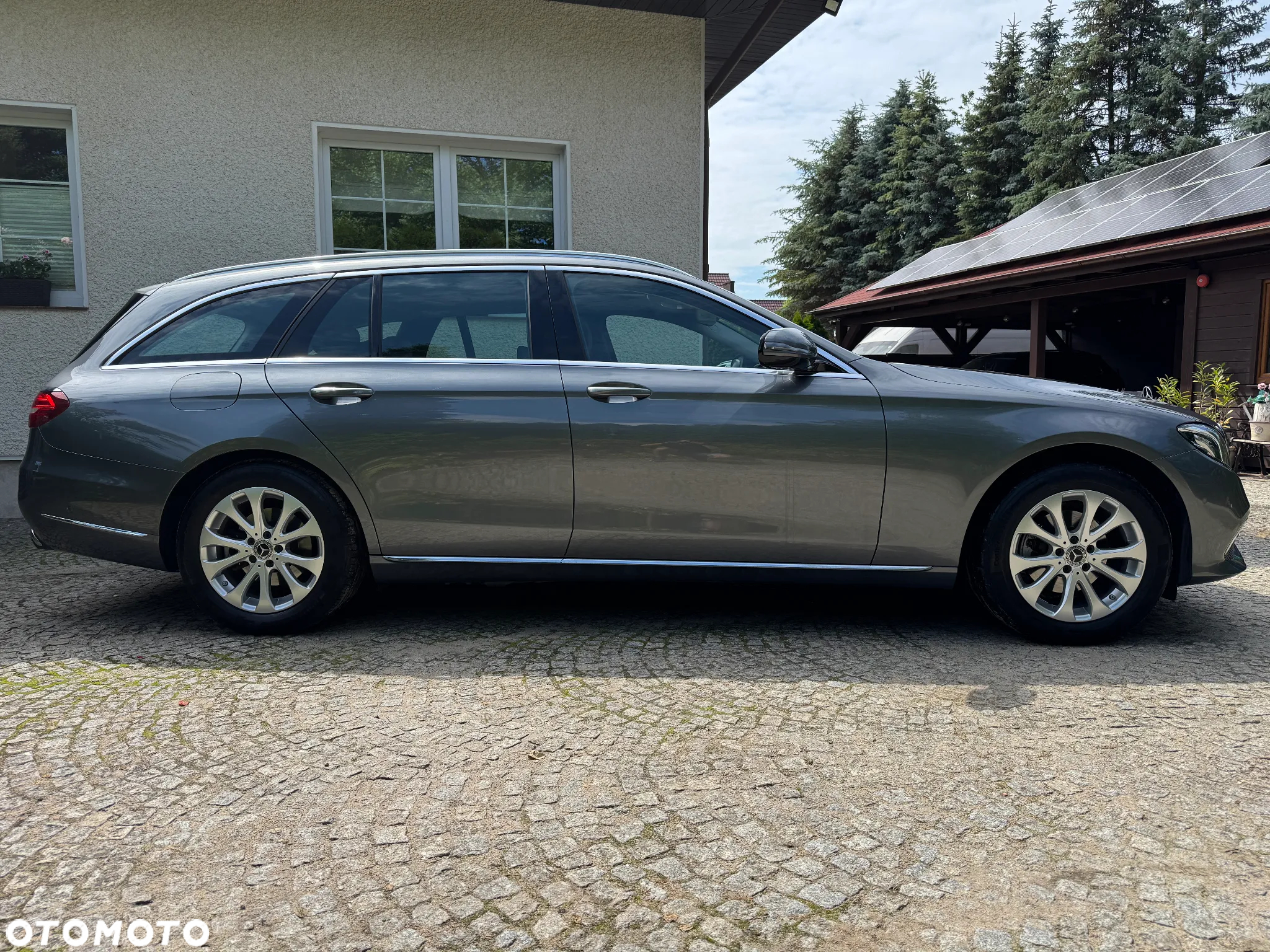 Mercedes-Benz Klasa E 200 d T 9G-TRONIC Exclusive - 5