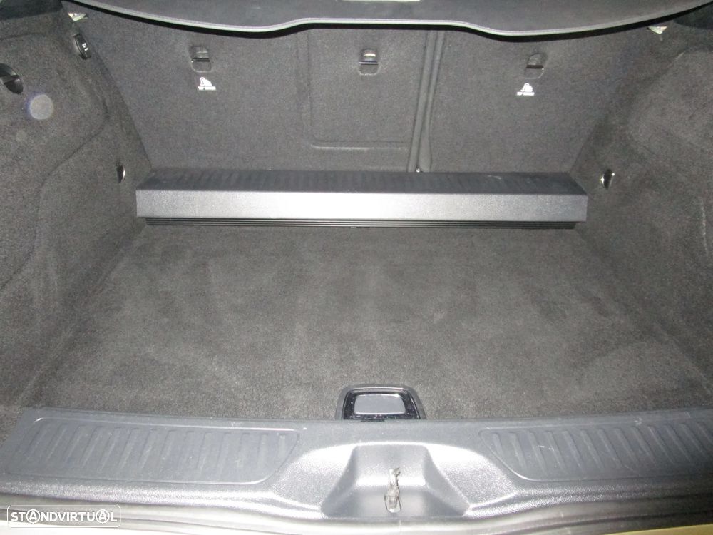 Mercedes-Benz B 180 d 7G-DCT Edition - 19