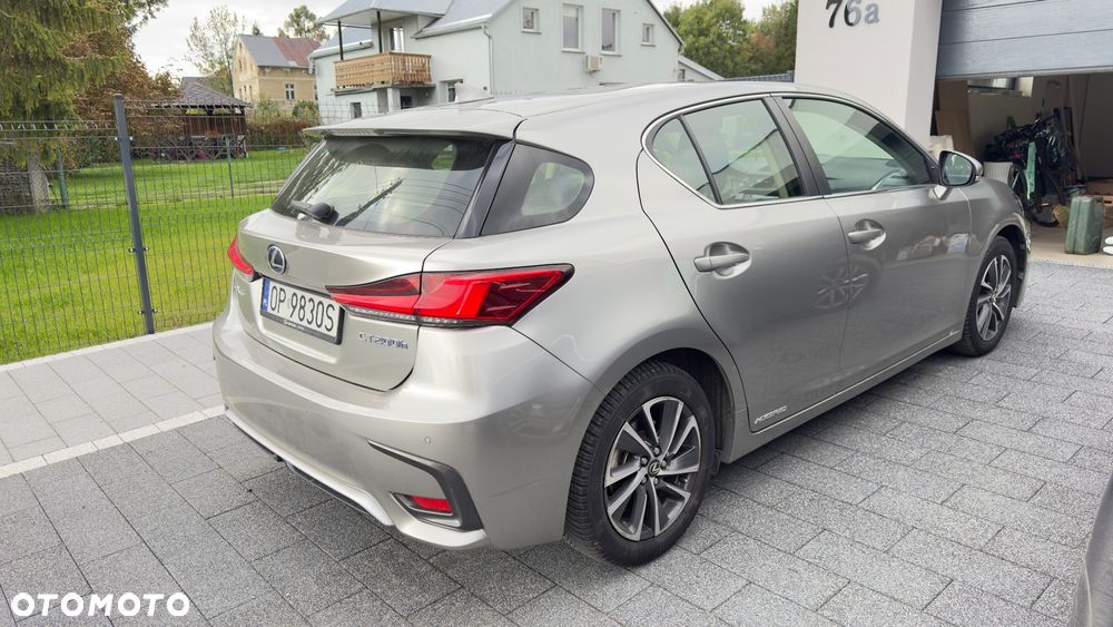 Lexus CT - 5
