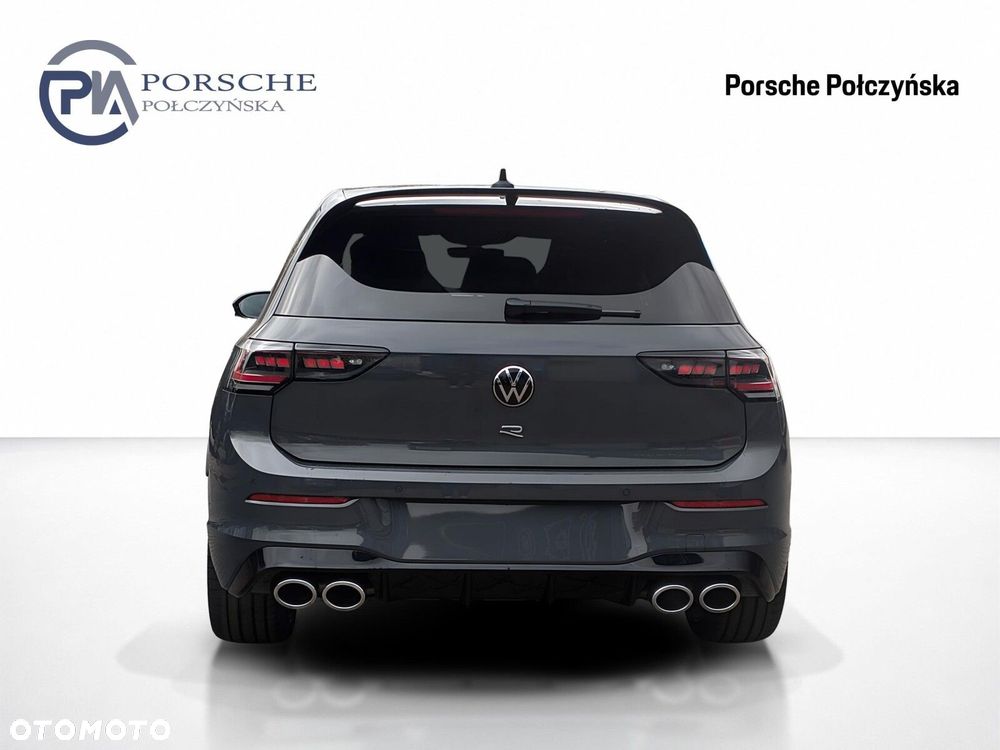 Volkswagen Golf - 5