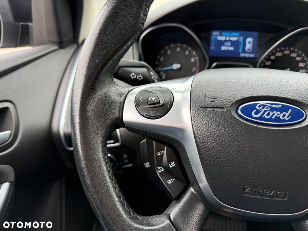 Ford Focus SW 1.0 EcoBoost Titanium - 14