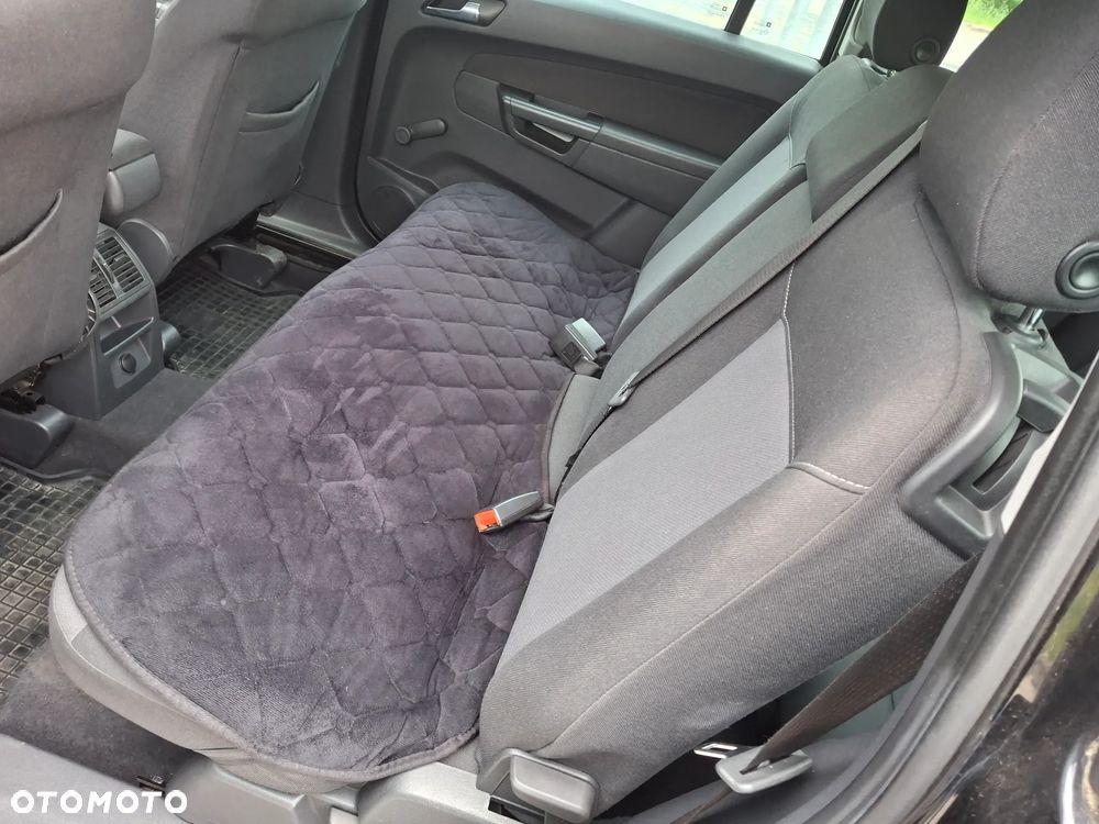 Opel Zafira 1.8 Sport - 10