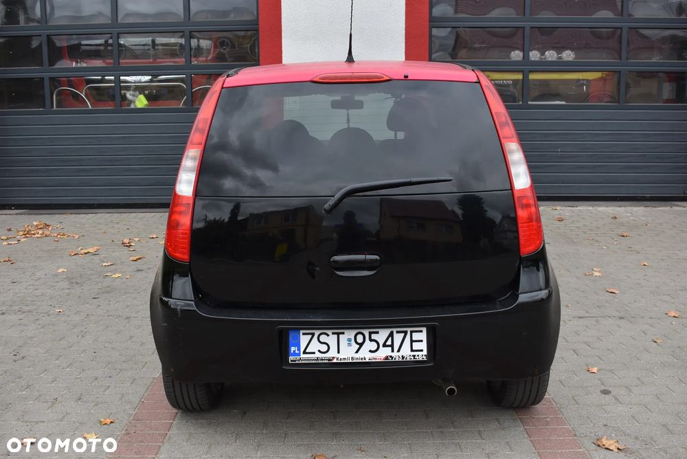 Mitsubishi Colt - 26