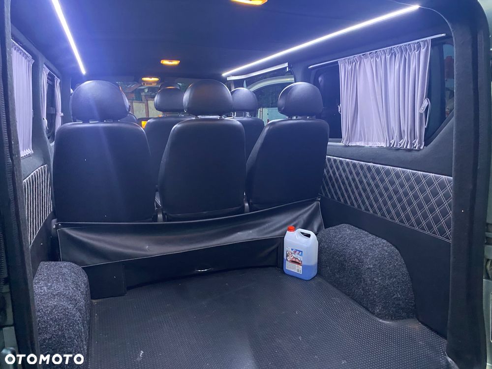 Opel Vivaro - 19