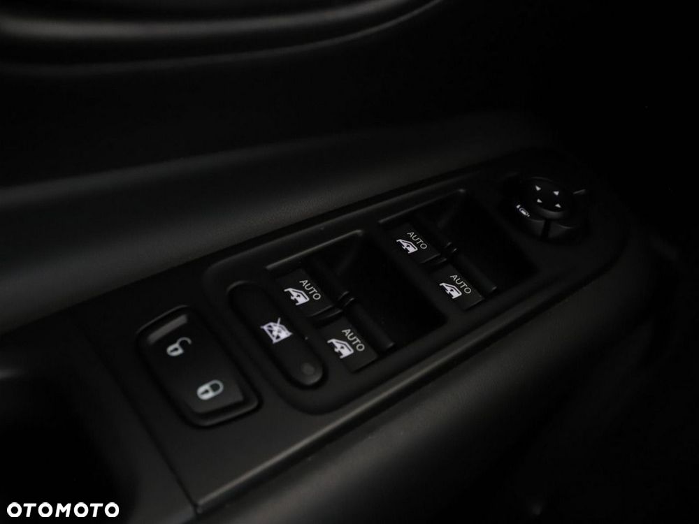 Jeep Renegade 1.3 T-GDI 4xe Automatik S - 40