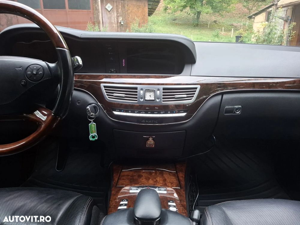 Mercedes-Benz S 350 BlueTEC DPF 4Matic 7G-TRONIC - 11