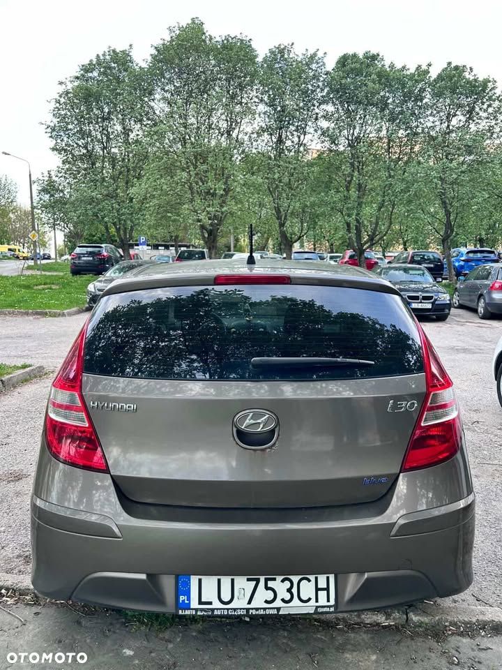Hyundai i30 1.6 CRDi Base + EU5 - 8