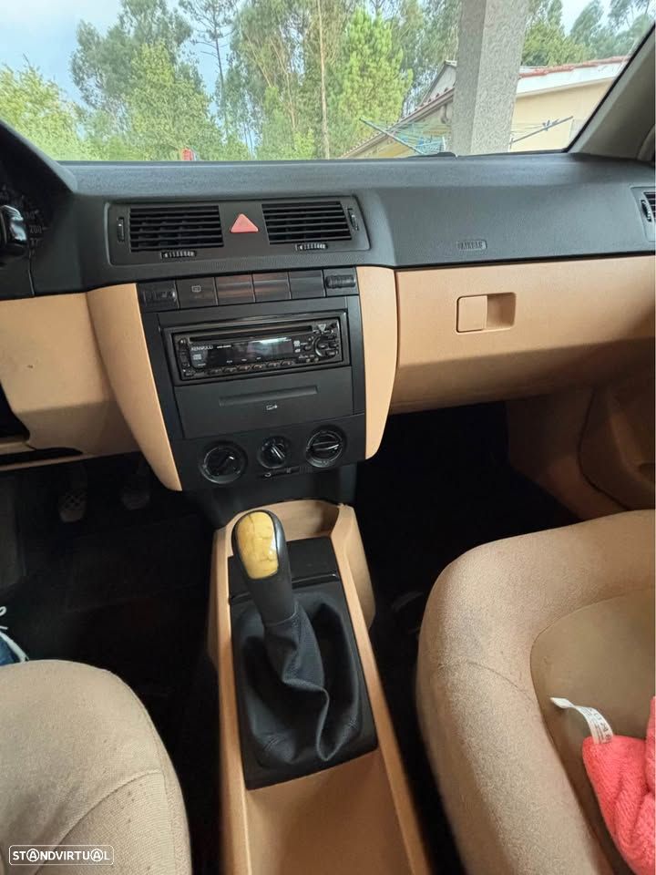 Skoda Fabia 1.4 Elegance AR8 - 9
