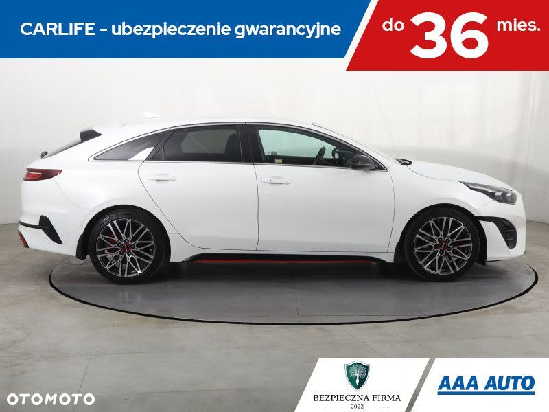 Kia ProCeed - 8