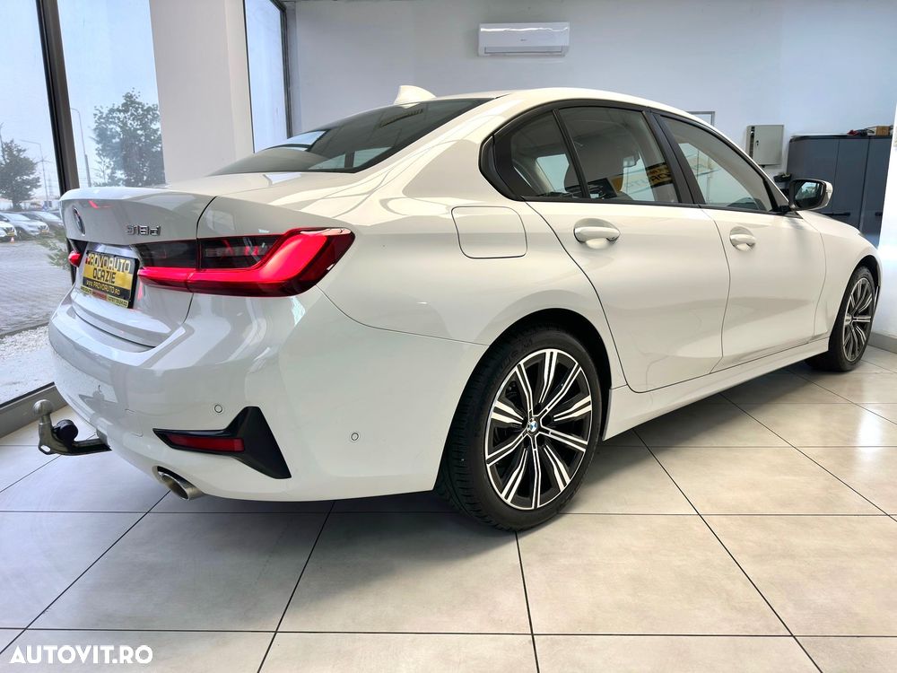 BMW Seria 3 318d Touring Aut. Sport Line - 4