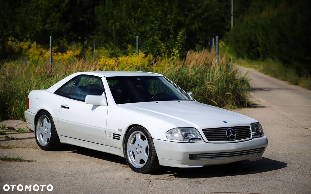 Mercedes-Benz SL - 1
