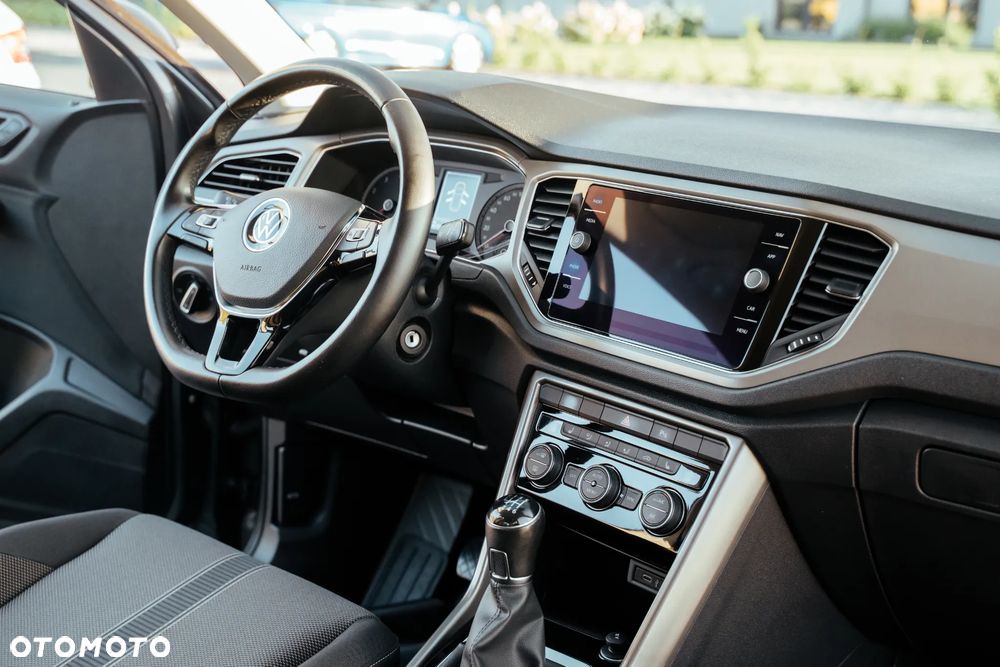 Volkswagen T-Roc ver-1-5-tsi-gpf-act-advance - 14