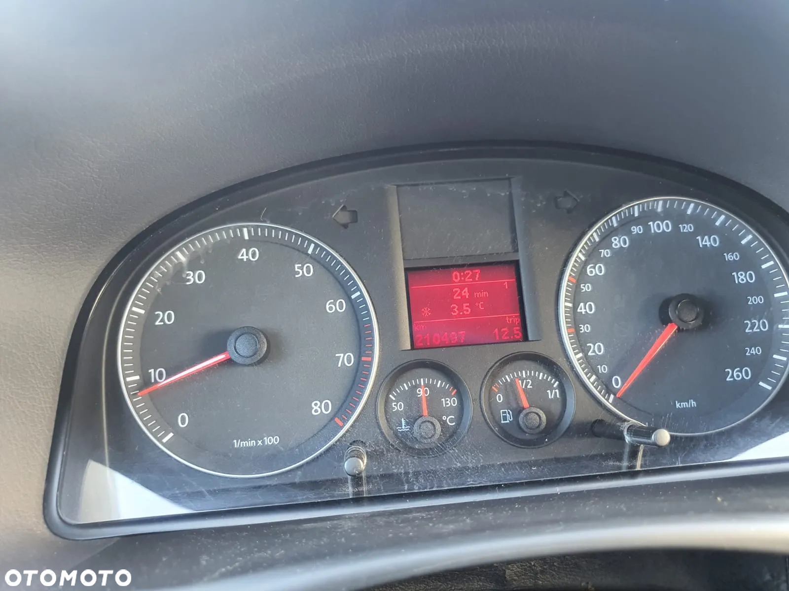 Volkswagen Touran - 6