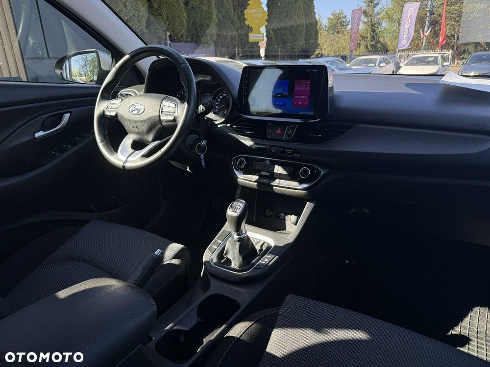 Hyundai i30 1.0 T-GDI Classic + - 17