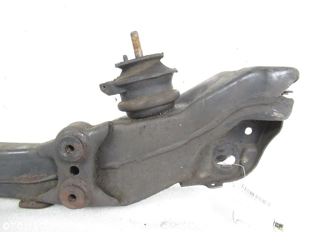 BELKA POD SILNIK LEXUS IS I IS200 - 4