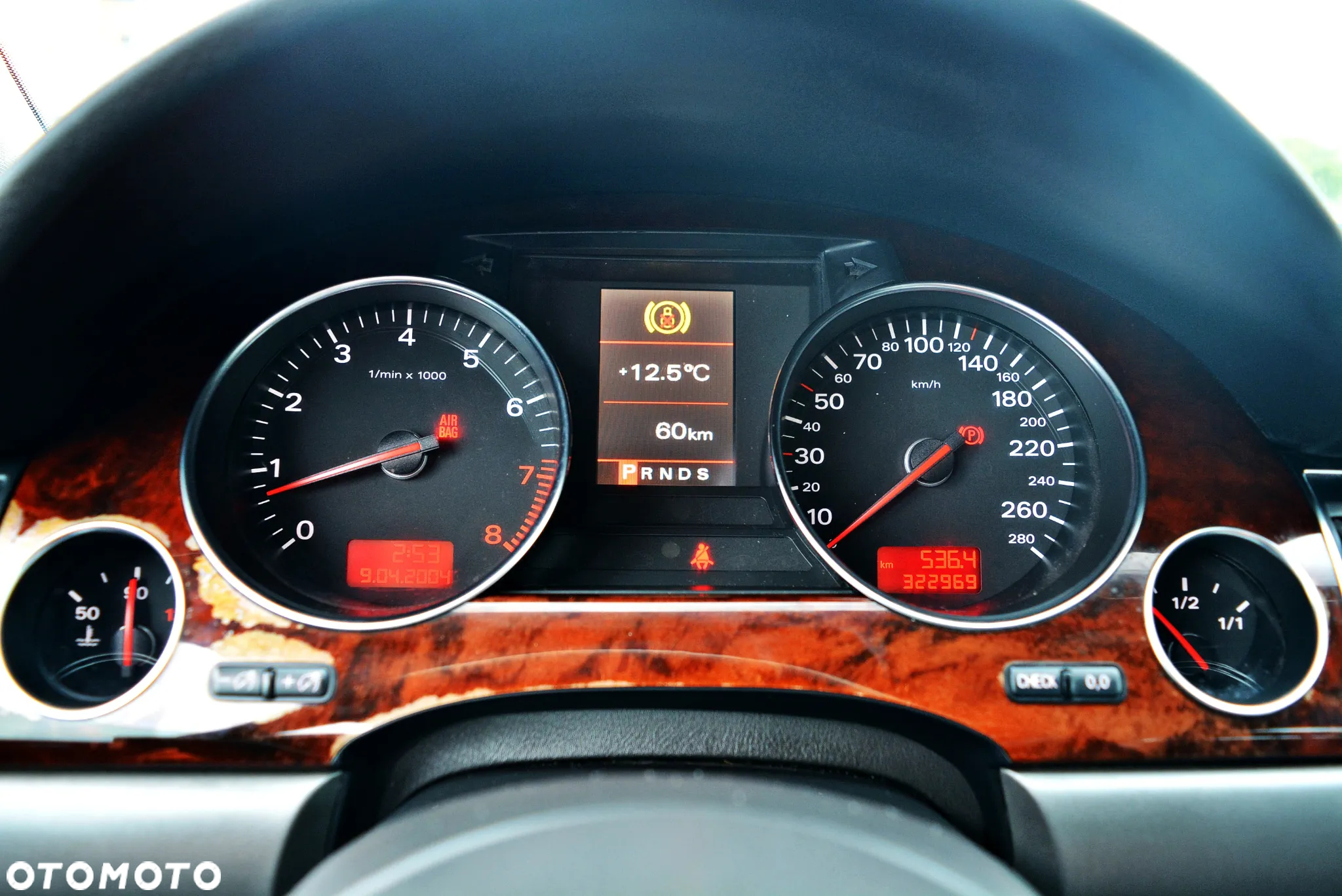 Audi A8 4.2 Quattro - 25