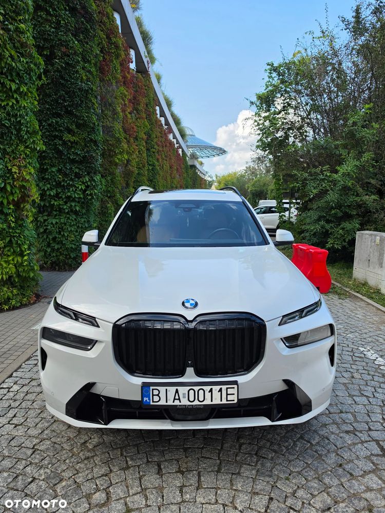 BMW X7 xDrive40i mHEV Individual Edition sport - 5