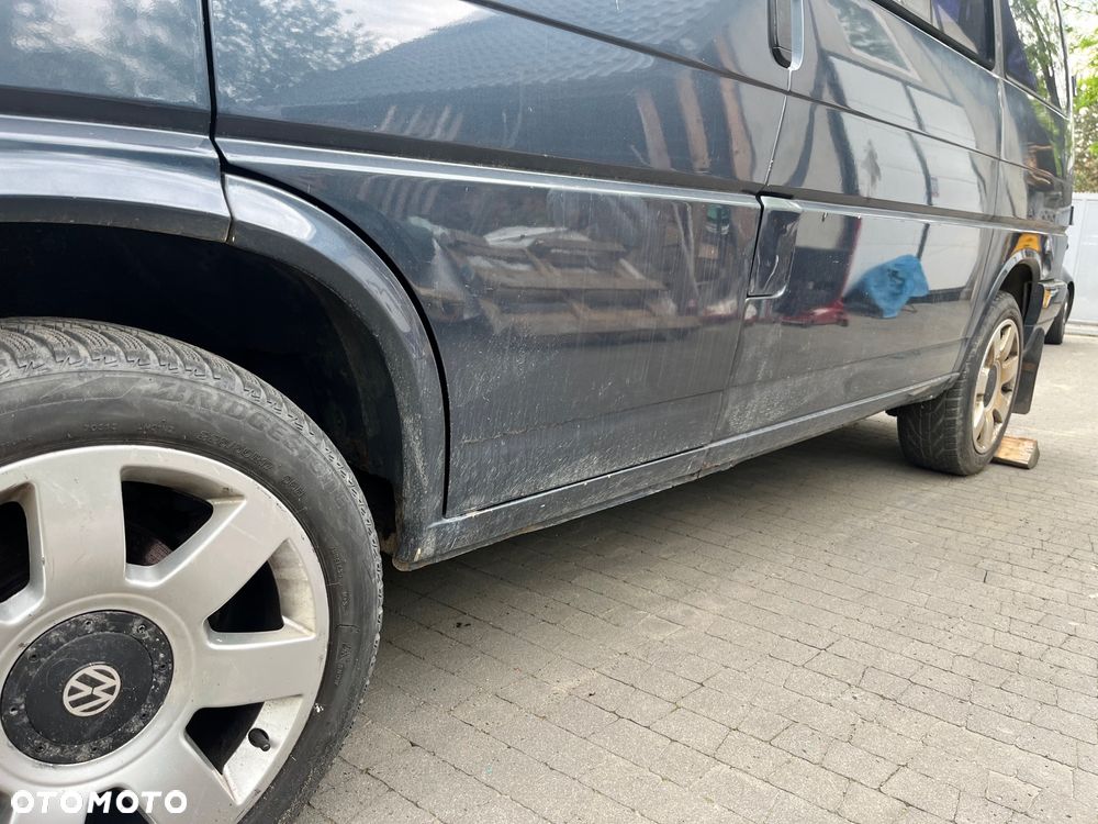 Volkswagen Multivan - 9