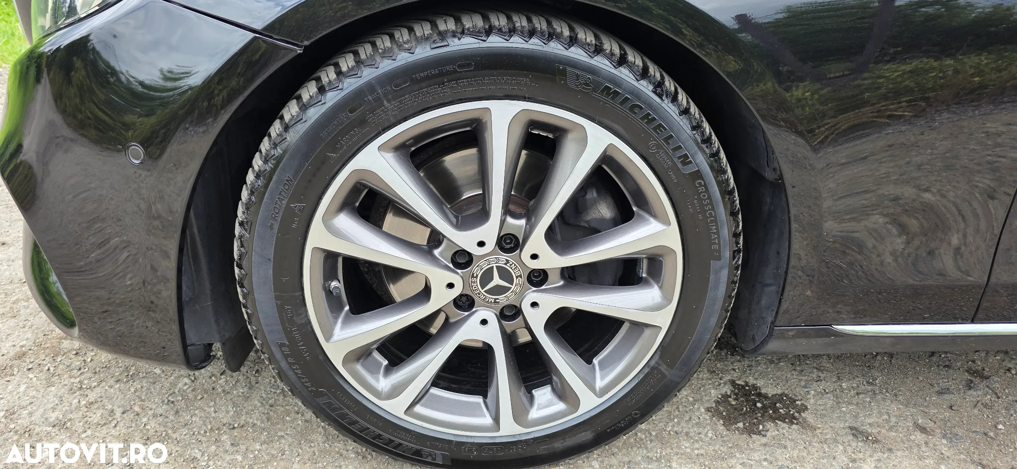 Mercedes-Benz E 220 d 9G-TRONIC AMG Line - 36