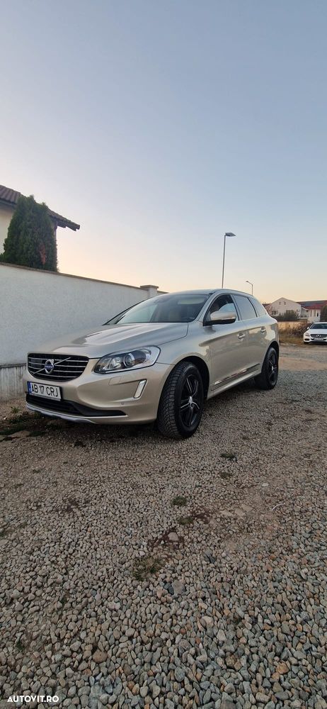 Volvo XC 60 D4 AWD Geartronic Momentum - 1