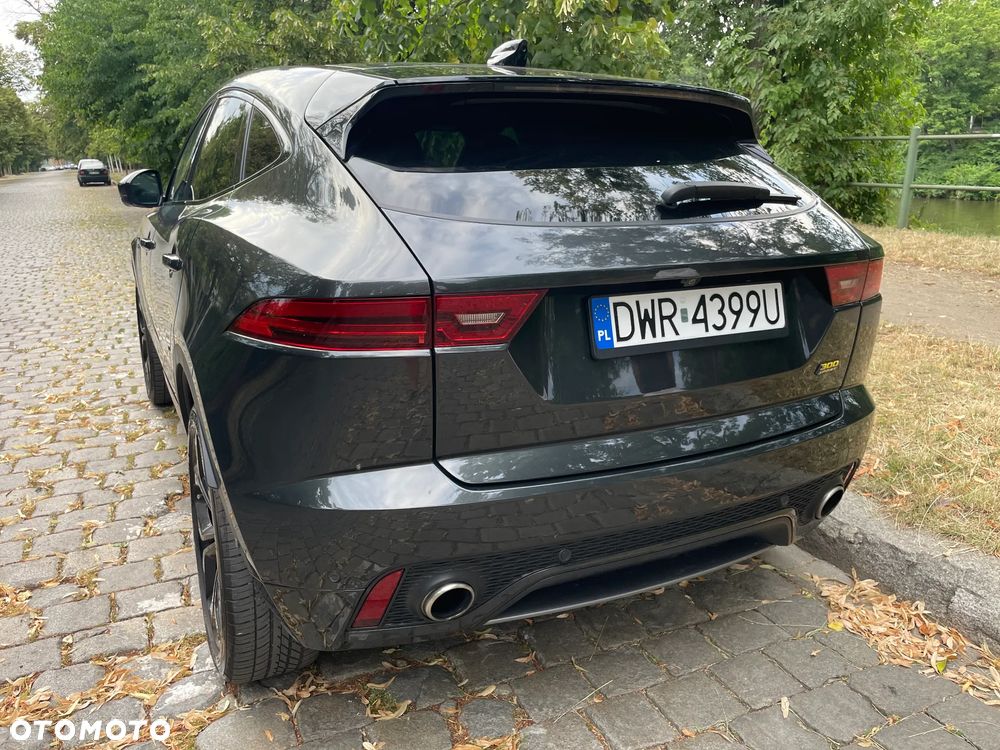 Jaguar E-Pace 2.0 P300 mHEV AWD 300 Sport - 16