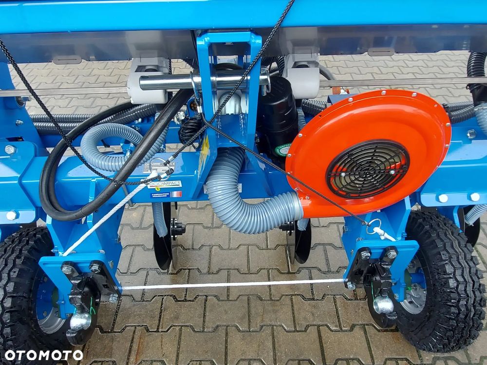 Inny CARRE FERTILOC+ - 15