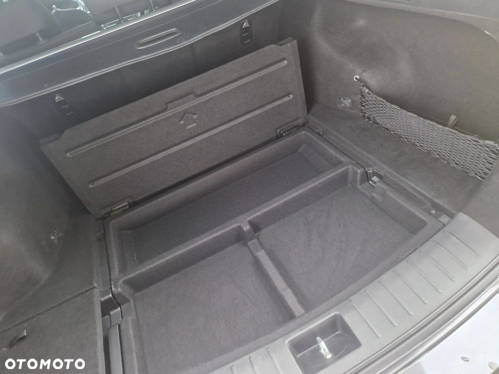 Kia Optima - 11