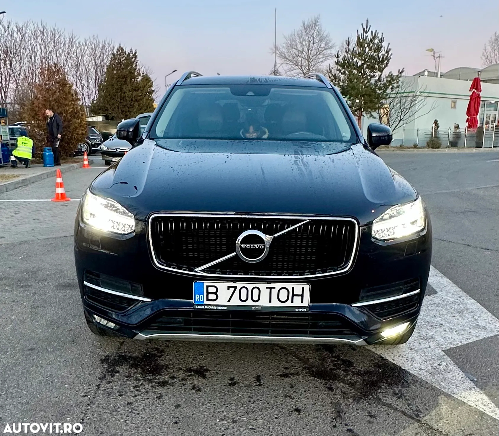 Volvo XC 90 B5 D AWD Geartronic Momentum - 27