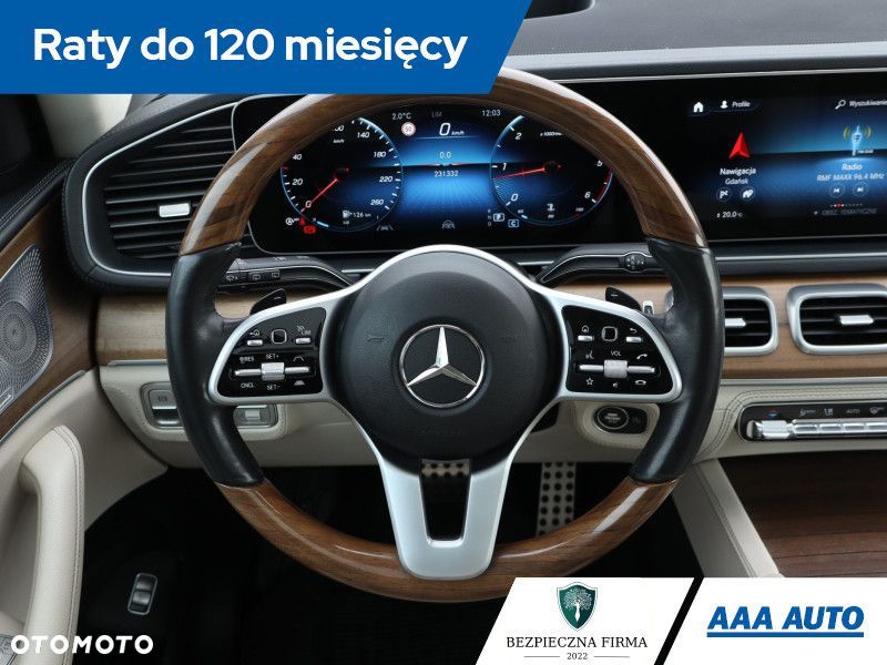 Mercedes-Benz GLS - 27