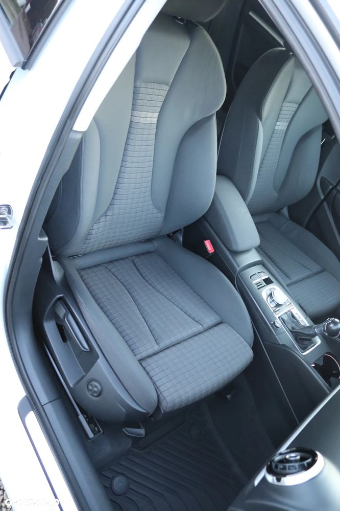 Audi A3 Sportback 2.0 TDI S tronic sport - 30