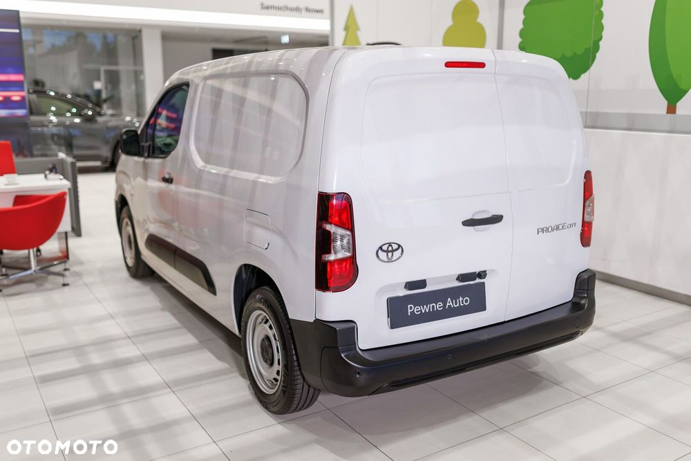Toyota PROACE CITY - 12