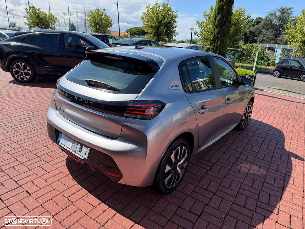 Peugeot e-208 50 kWh Style - 16