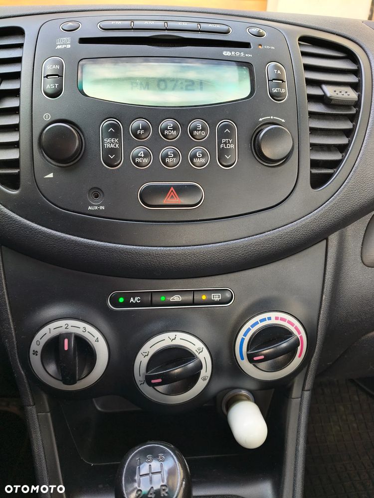 Hyundai i10 1.1 Comfort - 10