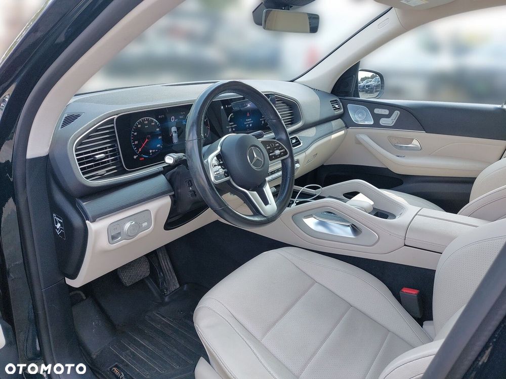 Mercedes-Benz GLE - 12