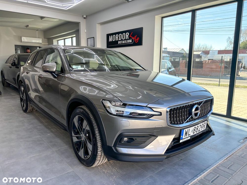 Volvo V60 B5 B AWD Inscription - 6
