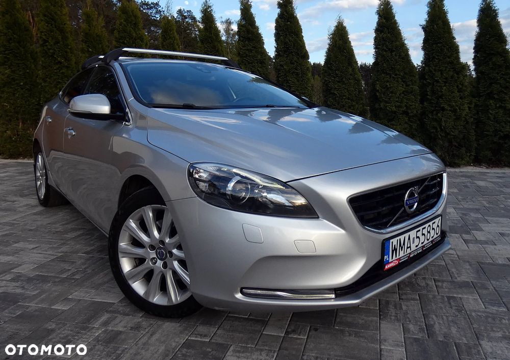 Volvo V40 D2 Summum - 32