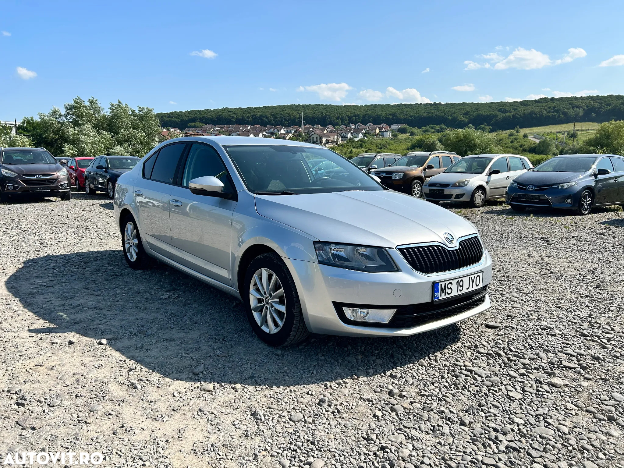 Skoda Octavia 1.6 TDI AMBITION - 9