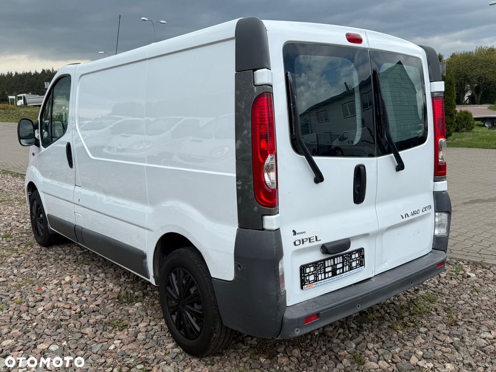 Opel Vivaro 2.0cdti 115KM klima z Niemiec - 4