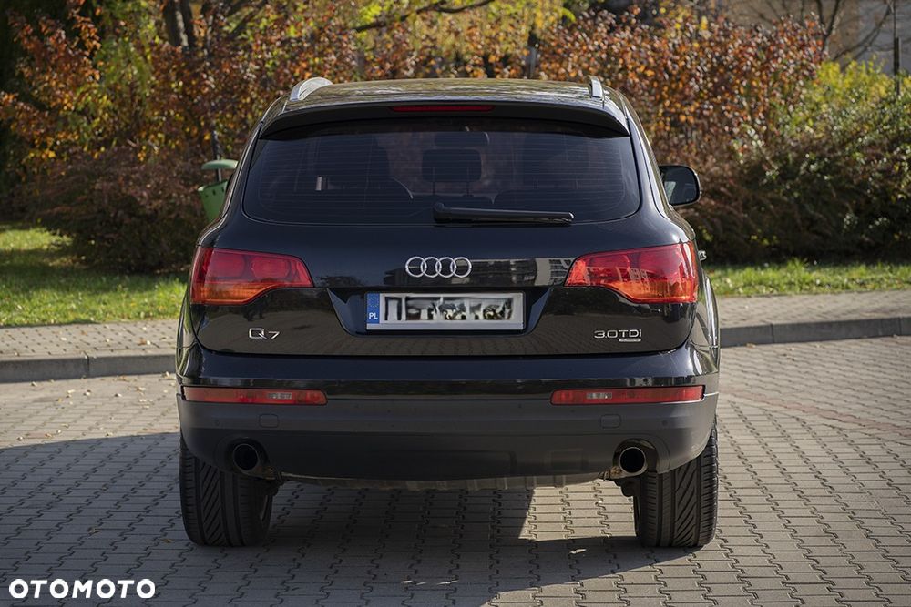 Audi Q7 3.0 TDI Quattro Tiptronic - 5