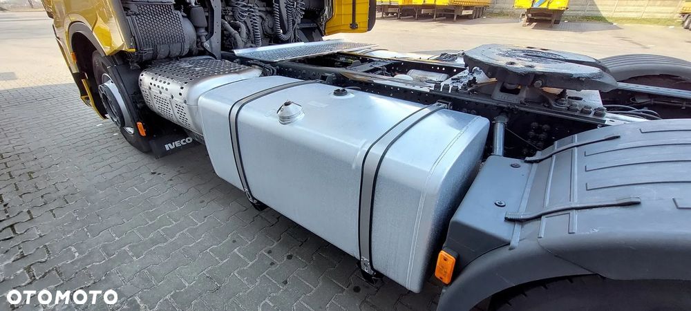 Iveco S-WAY - 12