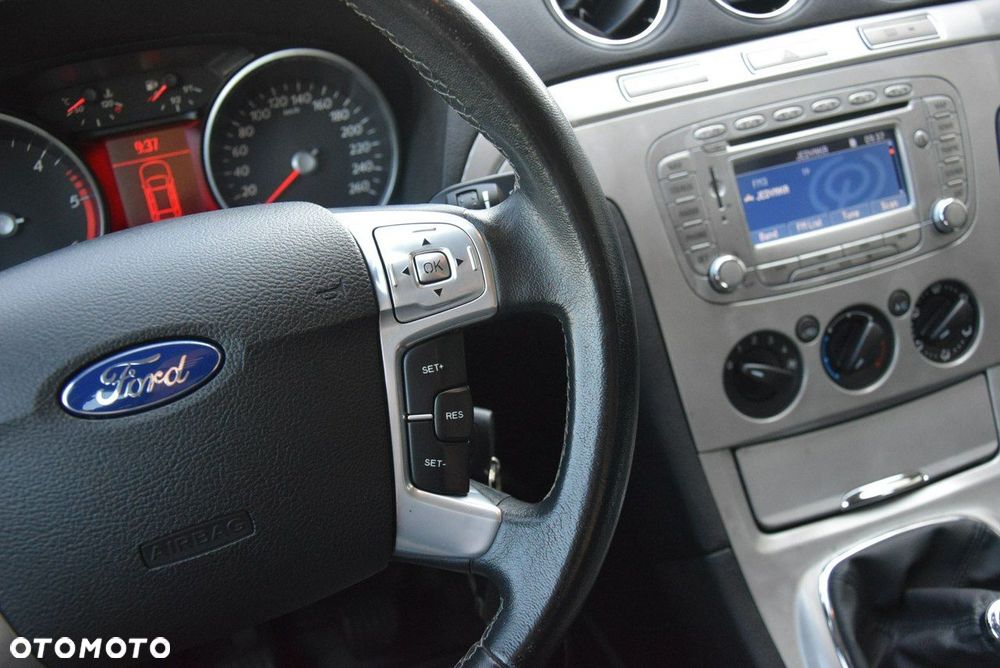 Ford S-Max 2.0 TDCi Trend - 32