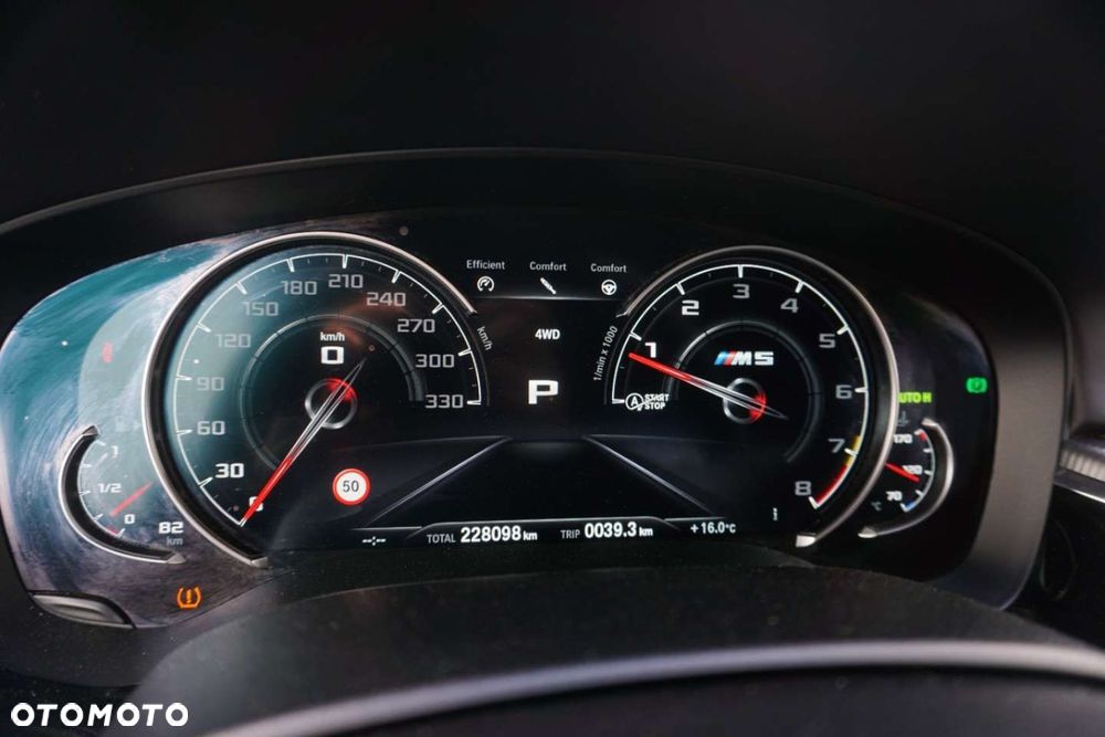 BMW M5 - 8