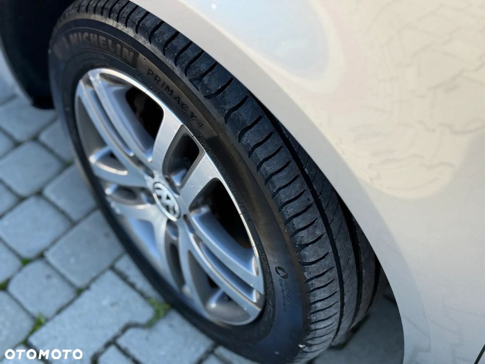 Volkswagen Touran 1.9 TDI DSG Highline - 14