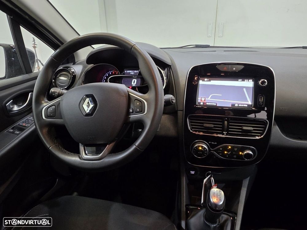Renault Clio - 10