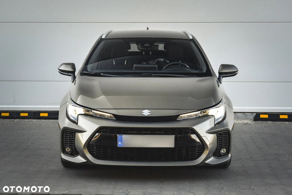 Suzuki Swace 1.8 Hybrid Premium Plus CVT - 21