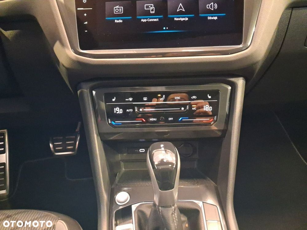 Volkswagen Tiguan - 25