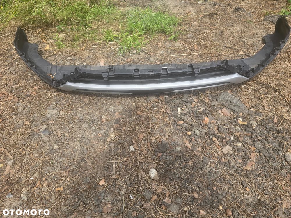 Byd seal u dm-i  zderzak dolna część - 1