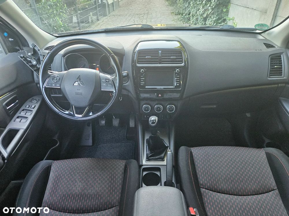 Mitsubishi ASX - 18
