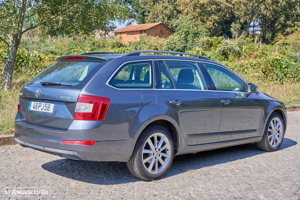 Skoda Octavia Break 1.6 TDi Elegance - 5