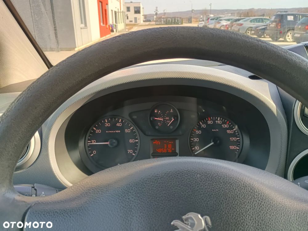 Peugeot Partner - 10